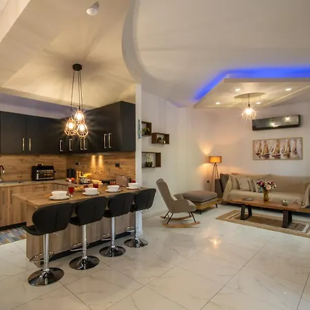Cozydama Family Retreat - Pool & Garden *